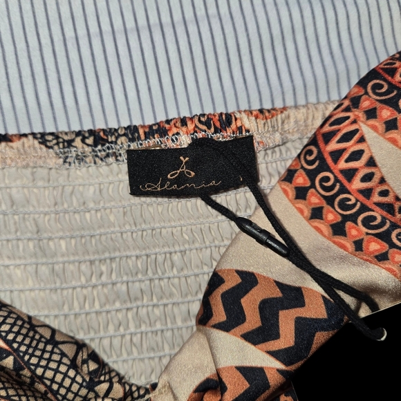 Alania Multicolor Patterned Dress - Picture 9 of 9